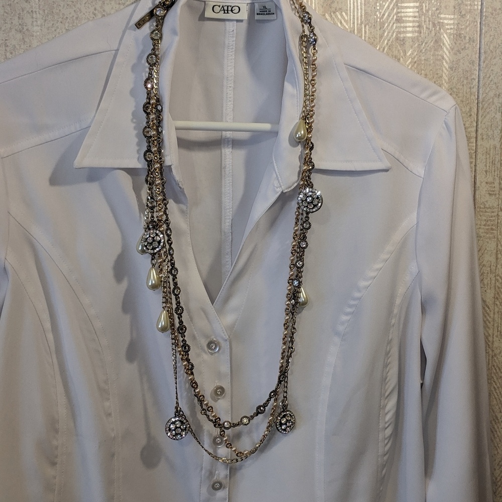 Beautiful Statement Necklace in Long Layers